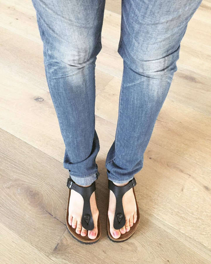 Tia Mowry Hardrict Feet