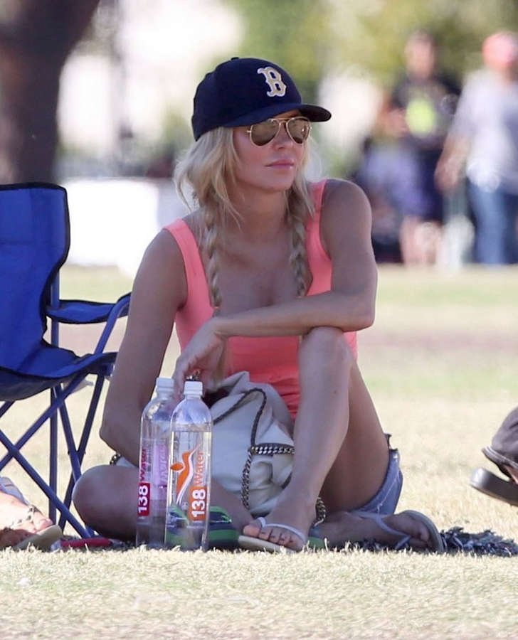 Brandi Glanville Feet