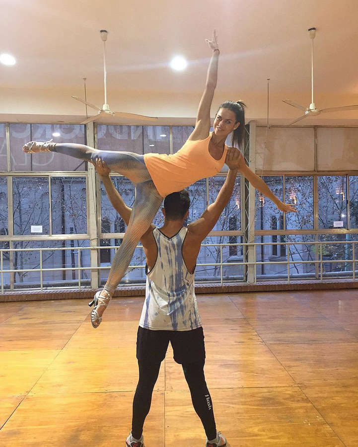 Maria Del Mar Cuello Molar Feet