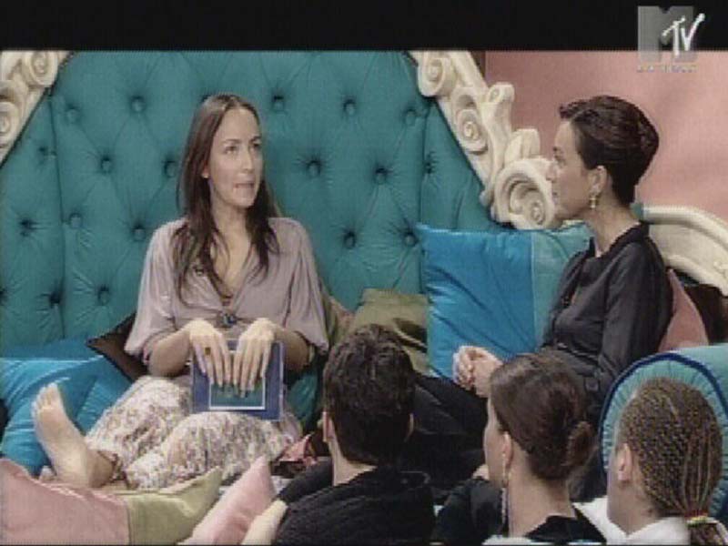 Camila Raznovich Feet