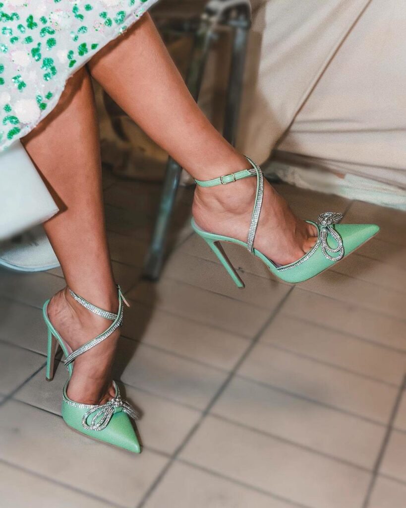 Doukissa Nomikou Feet (11 sexy photos)