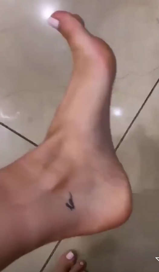 Kylie Jenner Feet