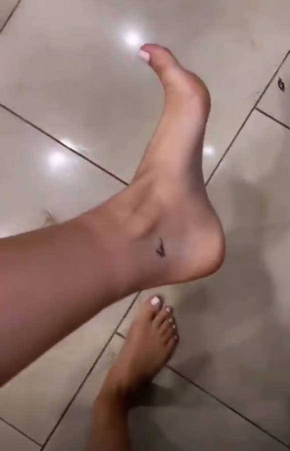 Kylie Jenner Feet