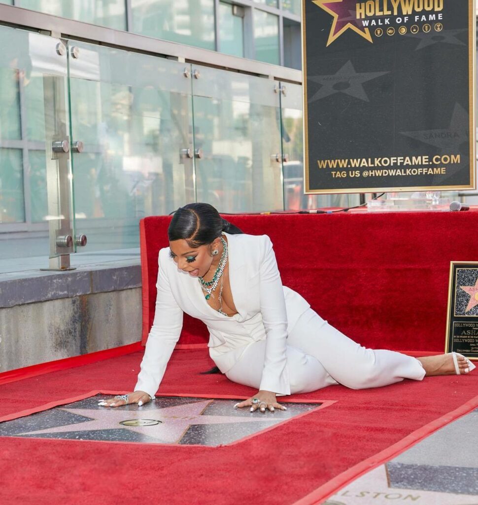 Ashanti Feet (14 sexy photos)