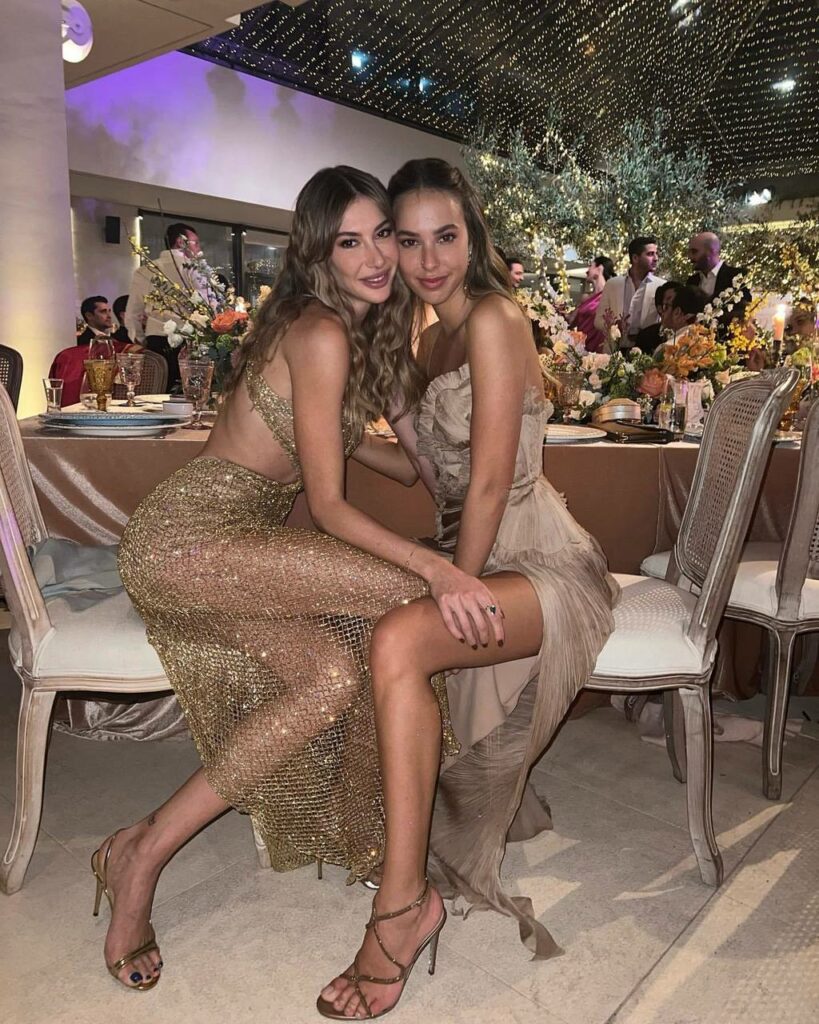 Seyma Subasi Feet (16 sexy photos)