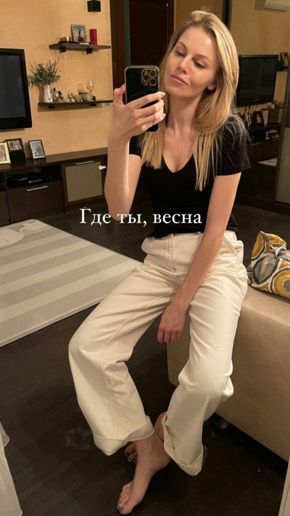Anastasiya Stezhko Feet (4 sexy photos)