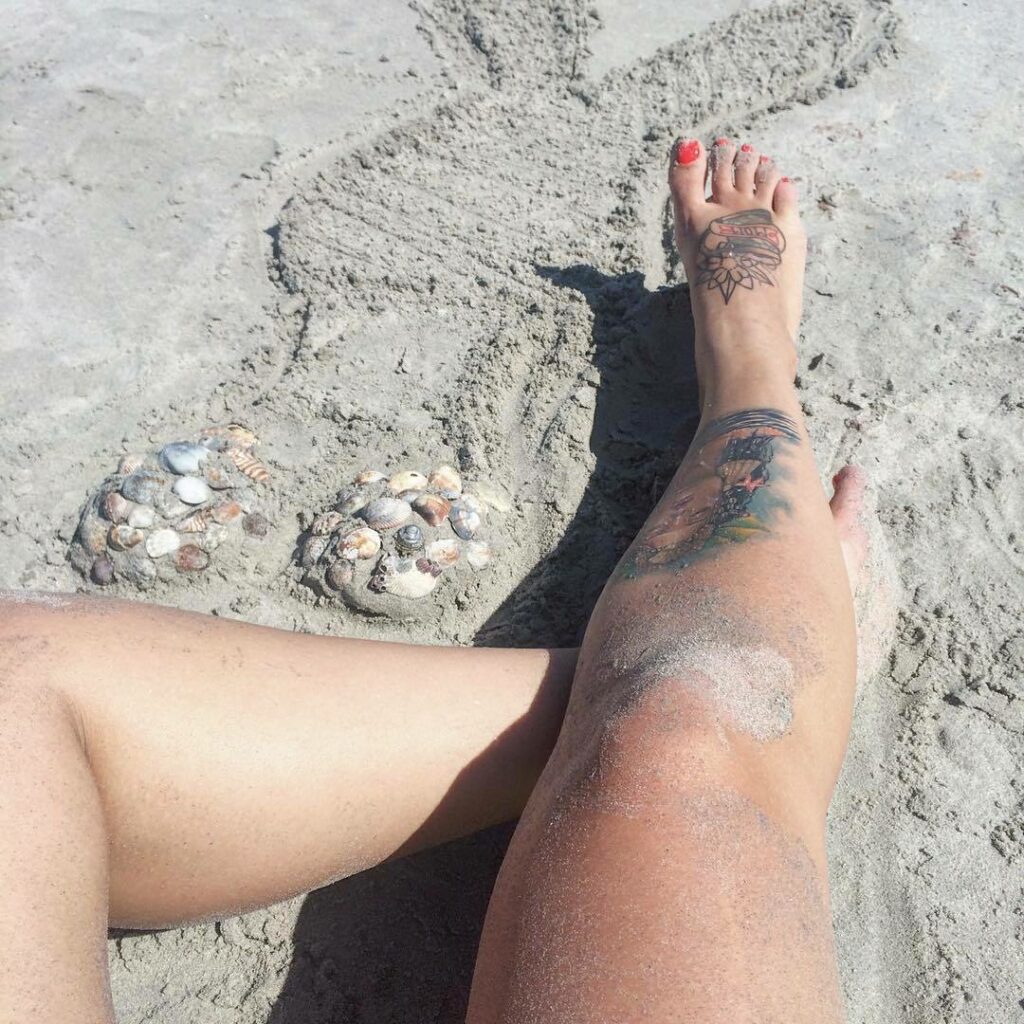 Jennifer Aboul Feet (31 photos)