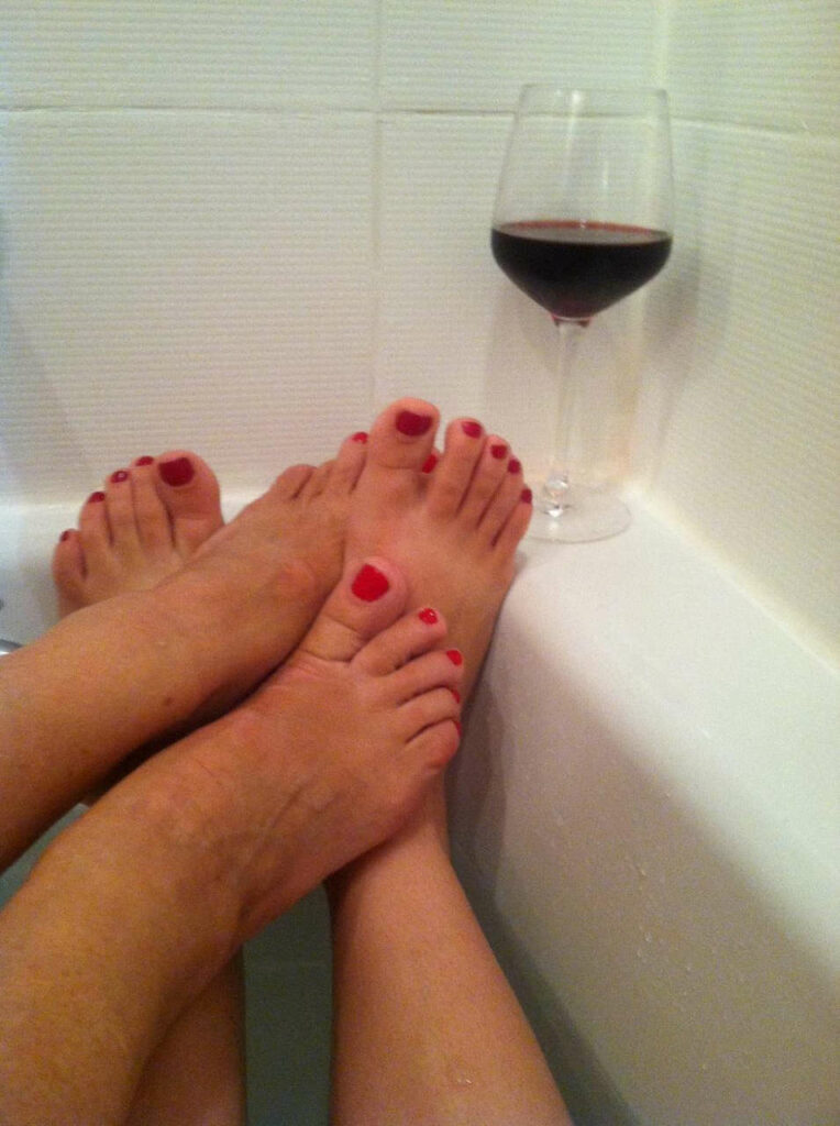 Kimberlee Cline Feet (24 photos)