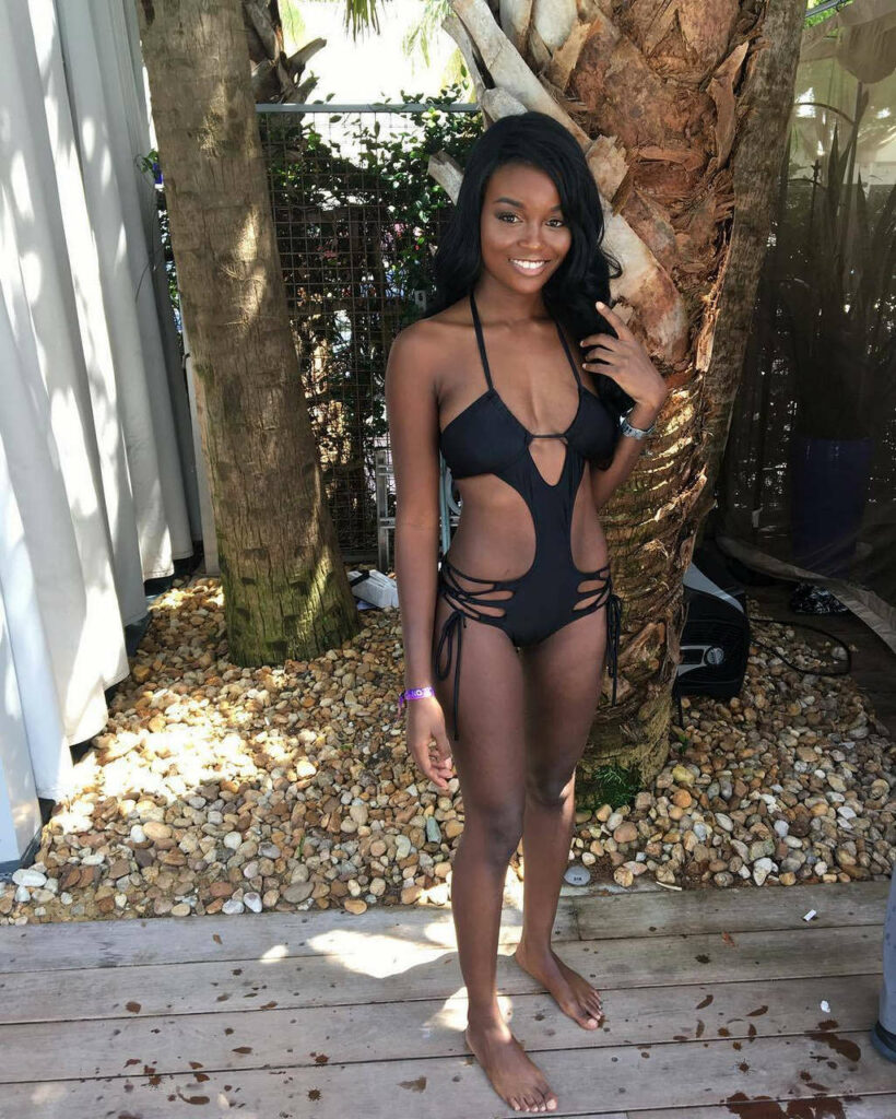 Kandie Monaee Feet (42 photos)