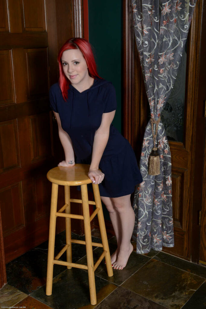 Lady Monroe Feet (7 photos)