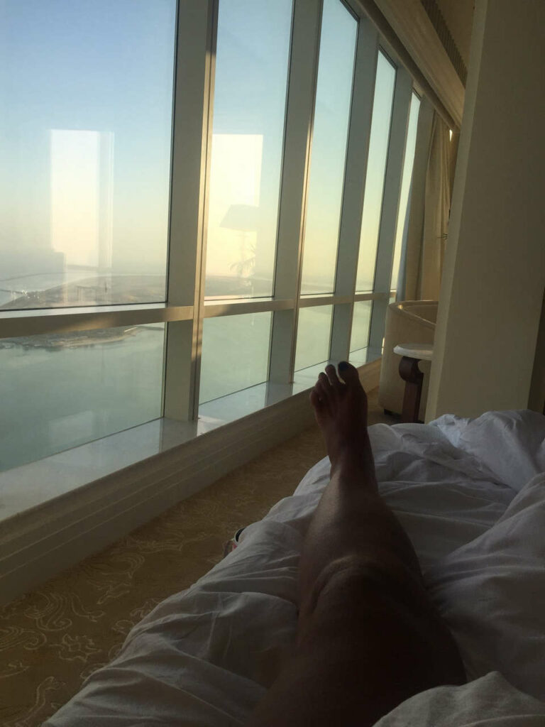 Lucy Devine Feet (24 photos)