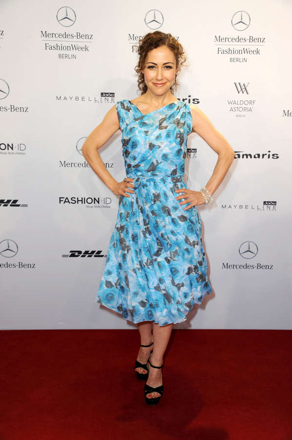 Anastasia Zampounidis Feet