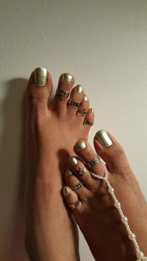 Capri Cameron Feet (11 photos)