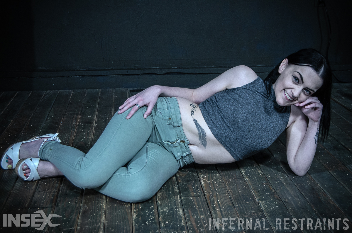 Abigail Annalee Feet