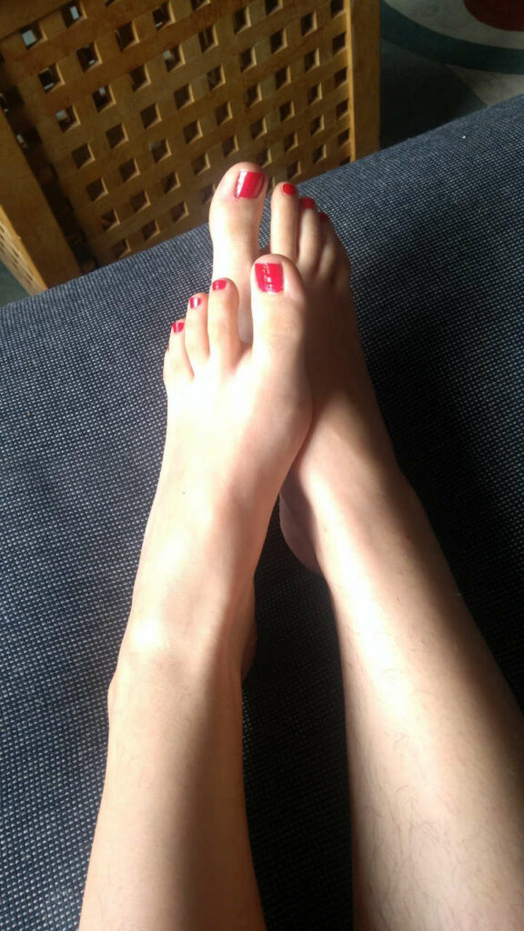 Aragne Spicy Feet (6 photos)