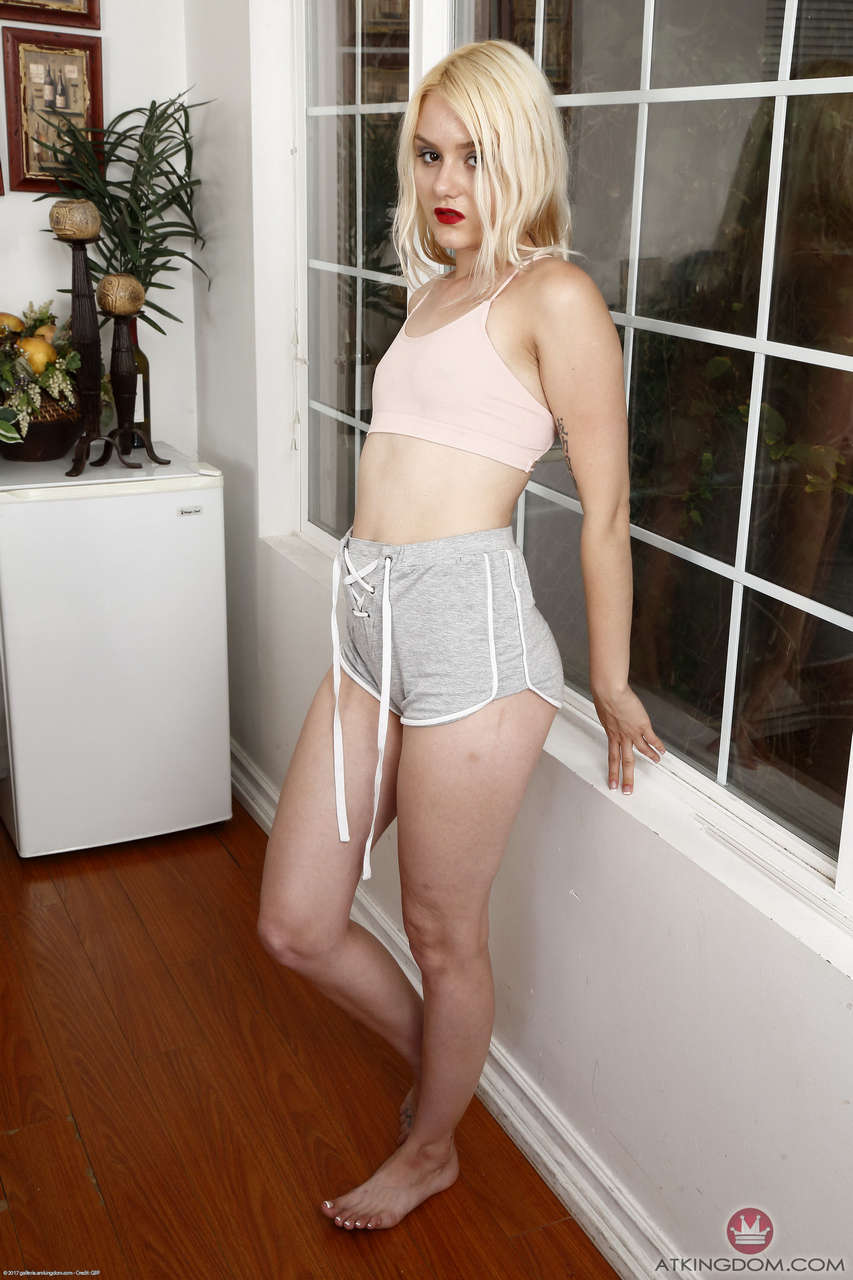 Anya Shidlerova Feet