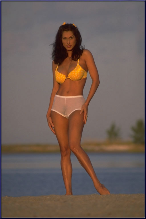 Christina Leardini Feet