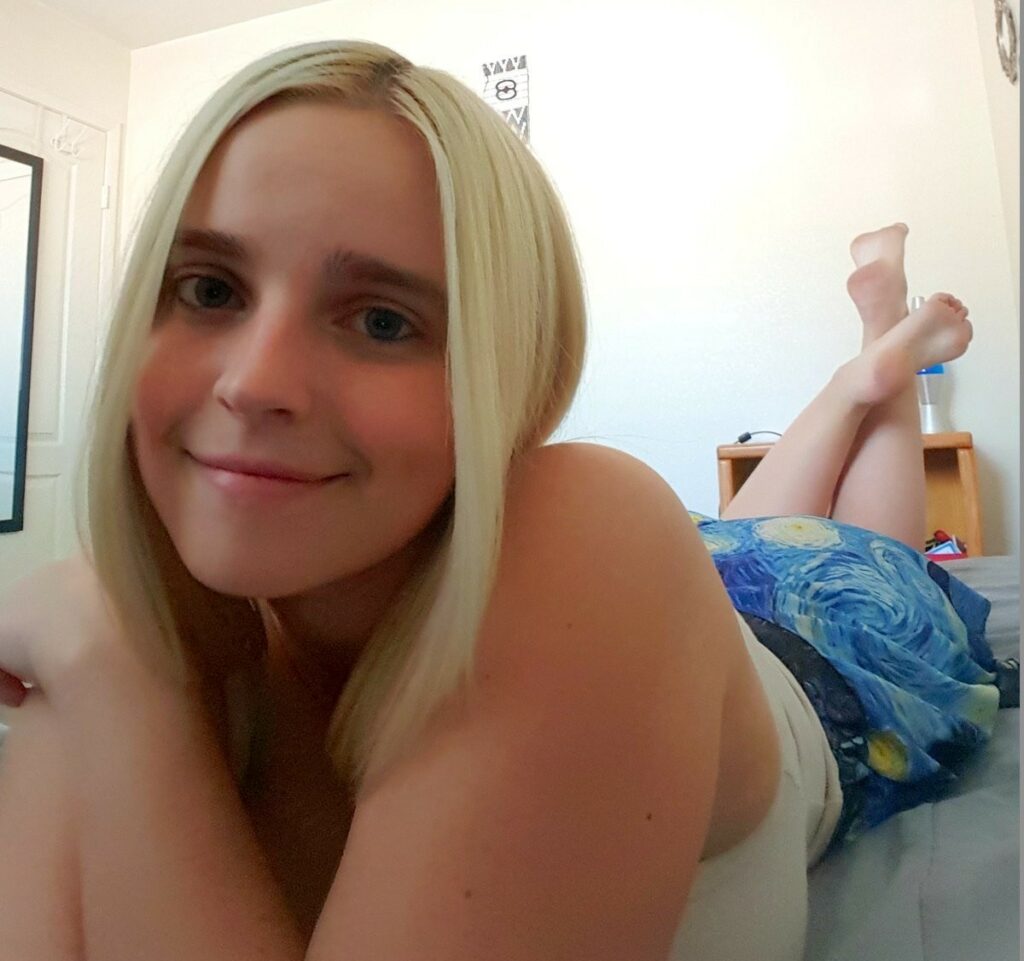 Codi Vore Feet (42 photos)