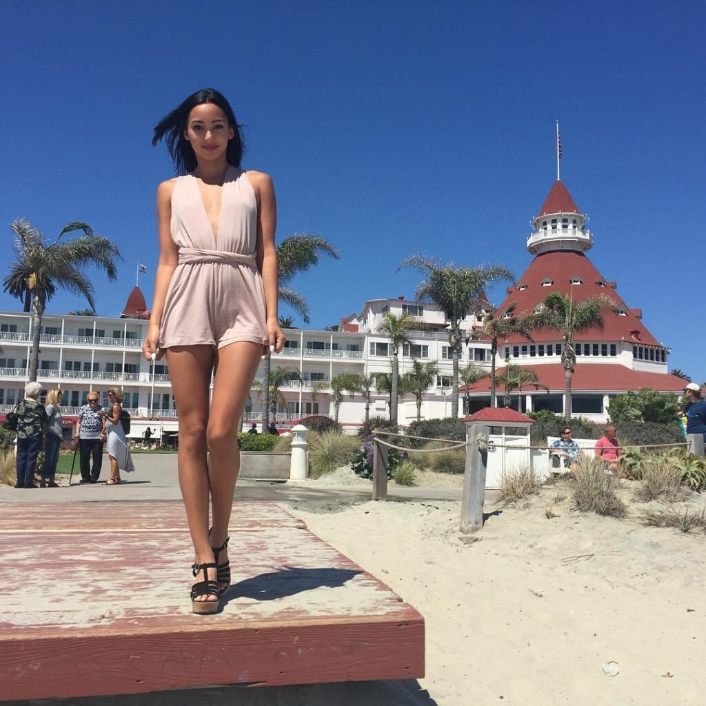 Alexandra Young Feet (11 photos)