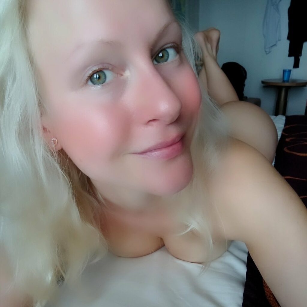Blondehexe Feet (42 photos)
