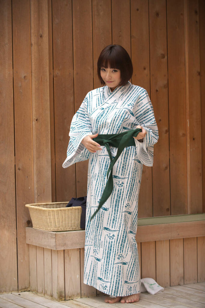Kotono Feet (19 photos)
