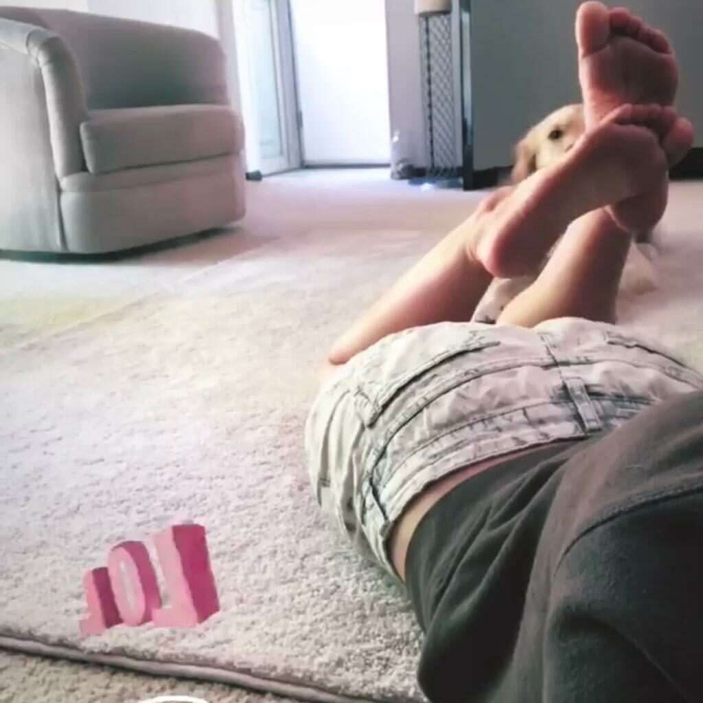 Amymarie Gaertner Feet (2 photos)