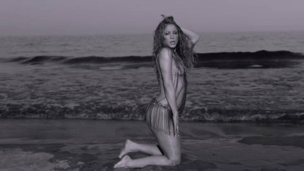 Shakira Feet (5 photos)