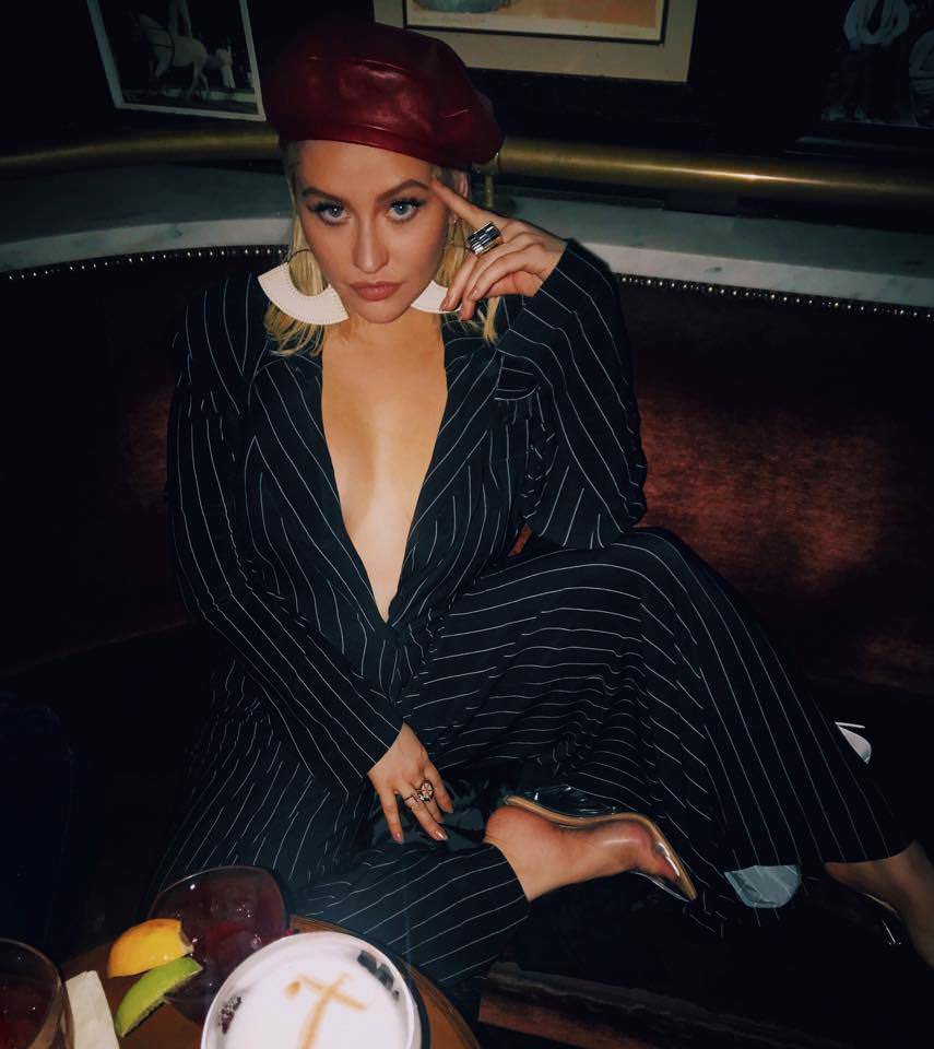 Christina Aguilera Feet