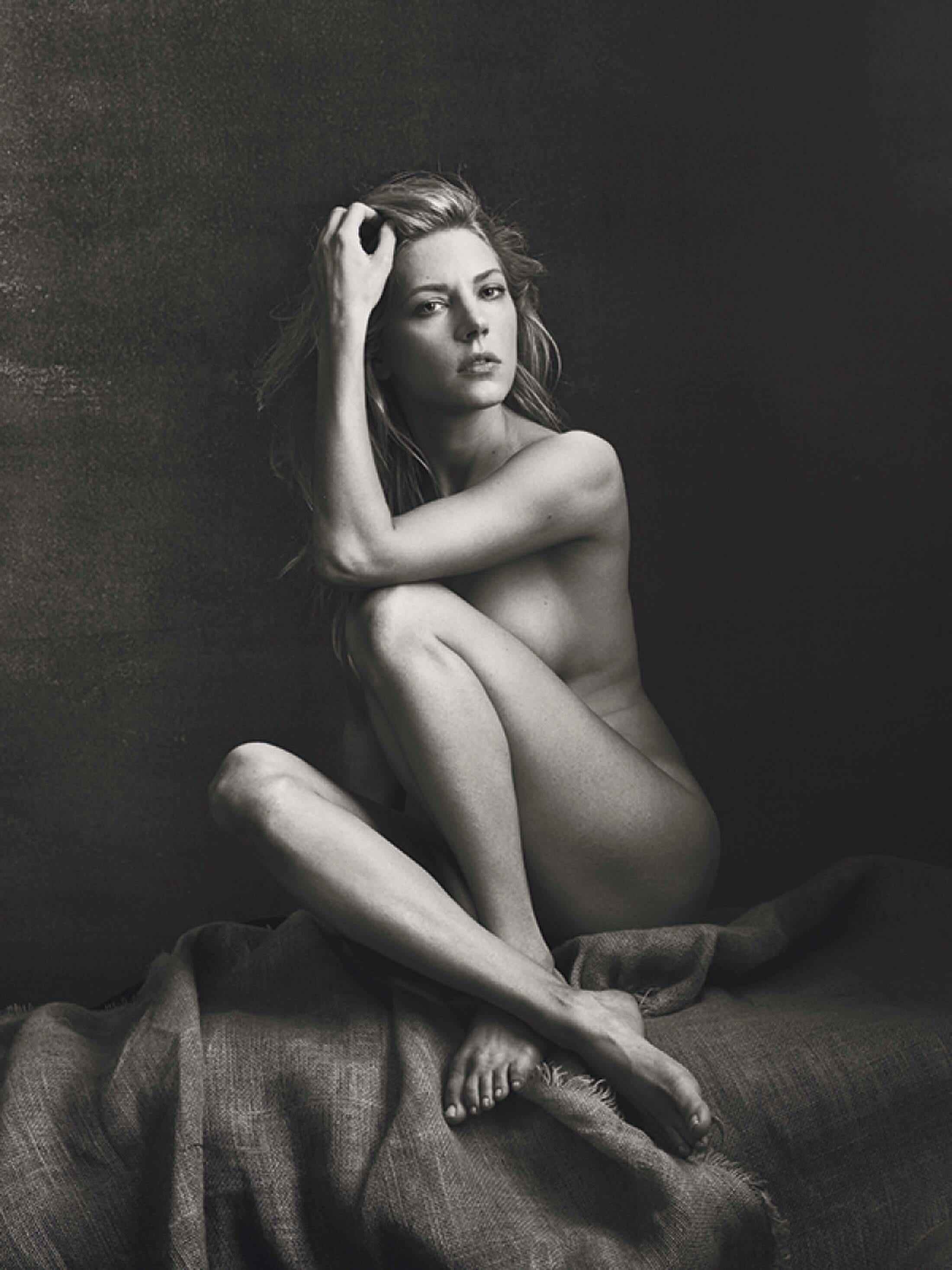 Katheryn Winnick Feet
