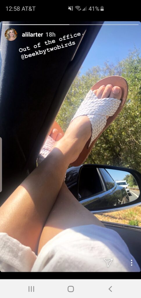 Ali Larter Feet (2 photos)
