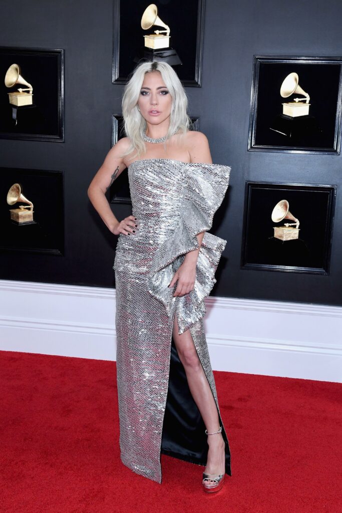 Lady Gaga Feet (2 photos)