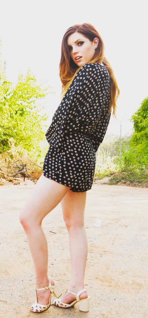 Sydney Sierota Feet (7 photos)
