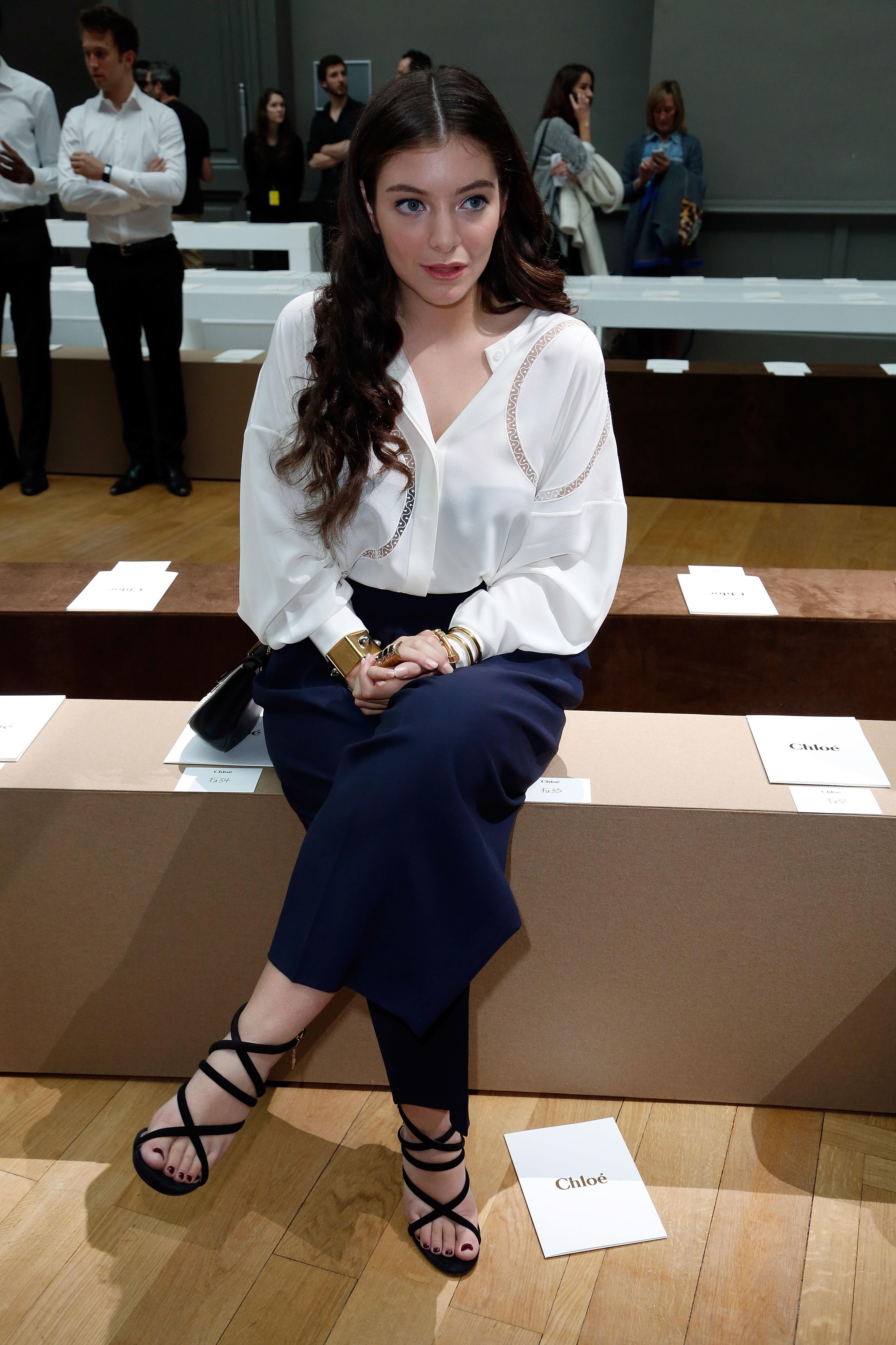 Lorde Feet