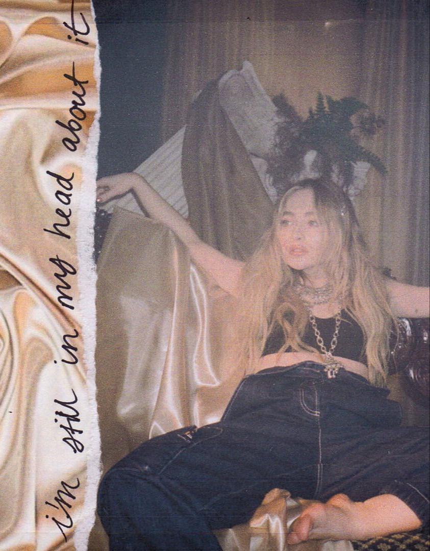 Sabrina Carpenter Feet