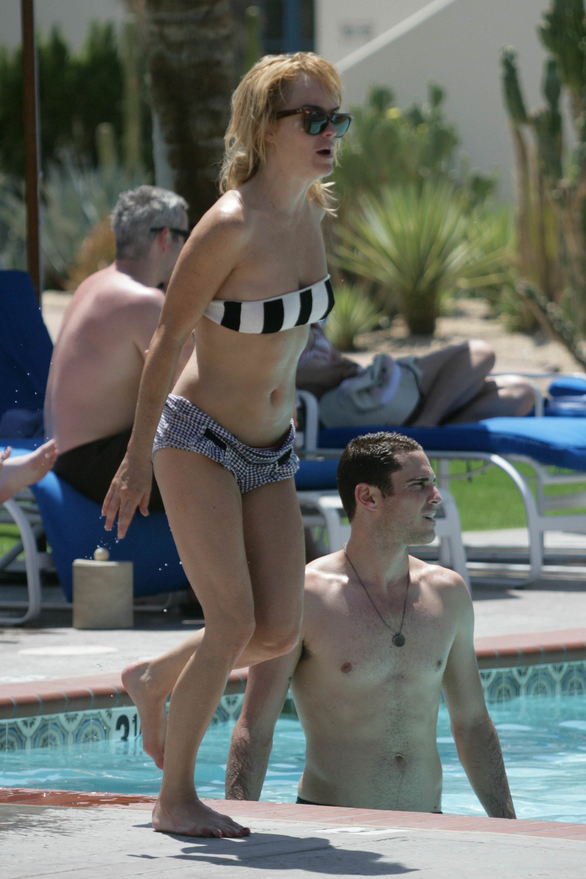 Taryn Manning Feet