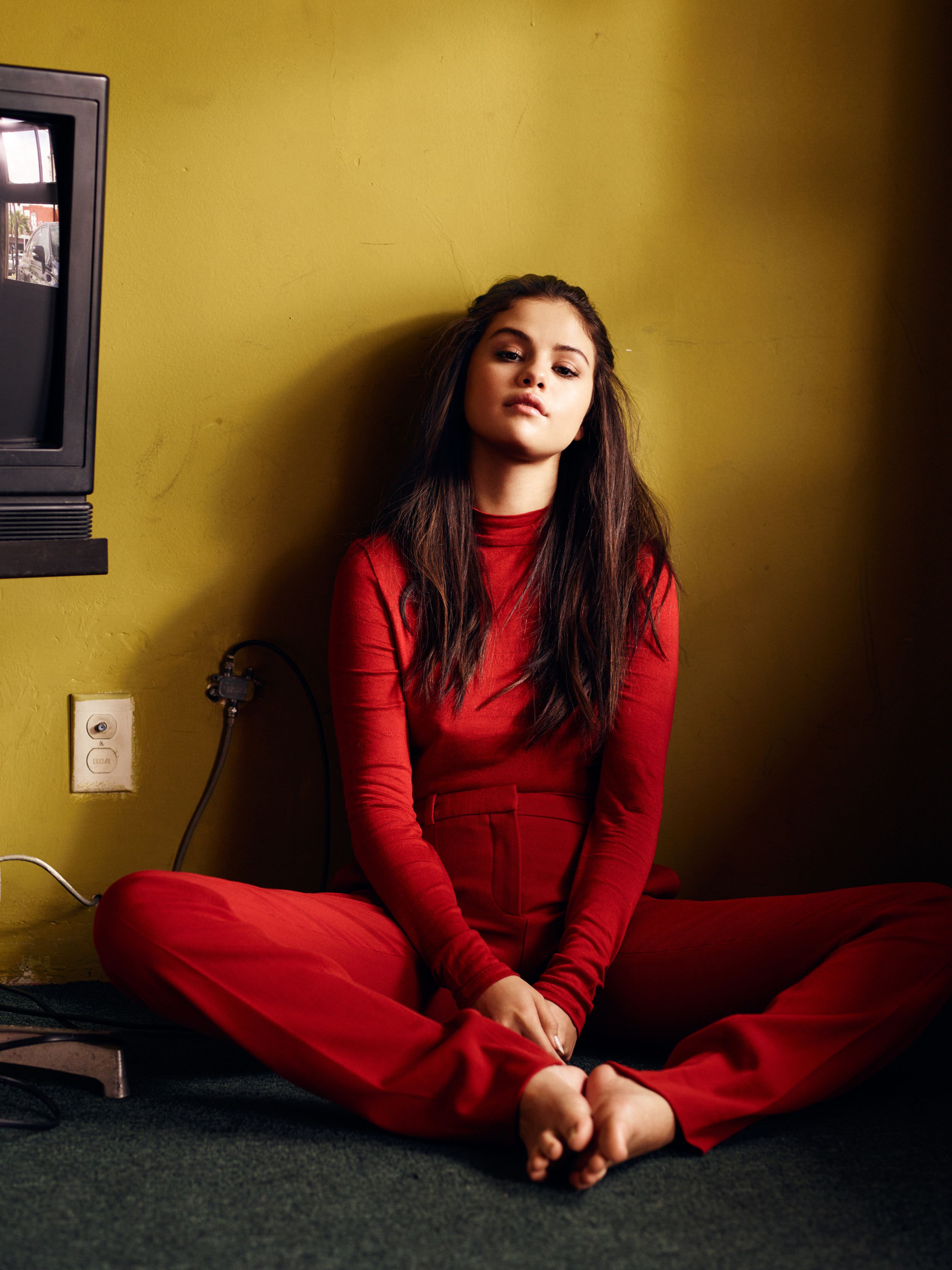Selena Gomez Feet