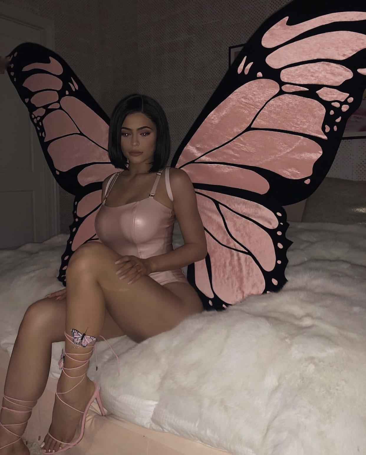 Kylie Jenner Feet