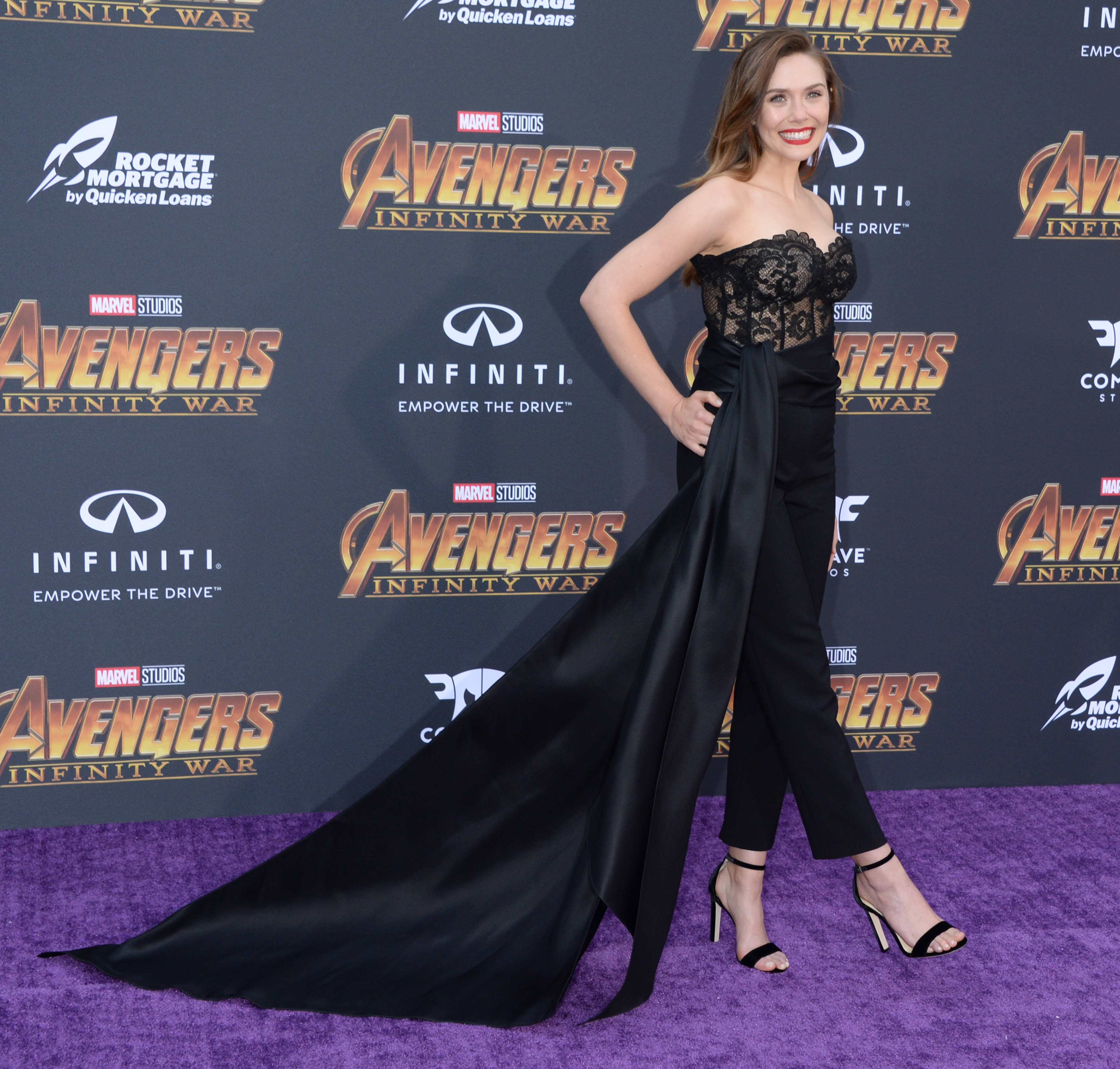 Elizabeth Olsen Feet