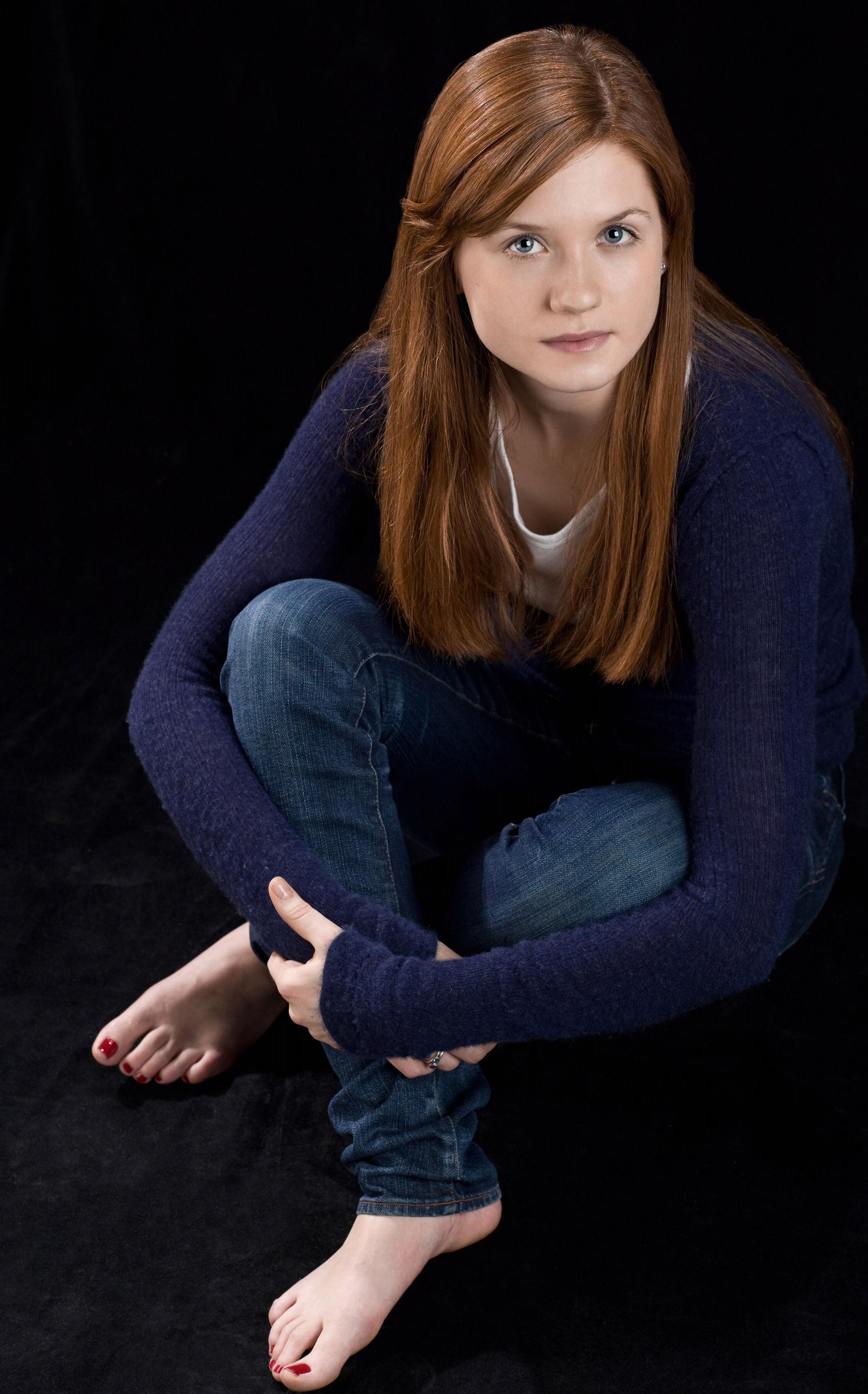 Bonnie Wright Feet
