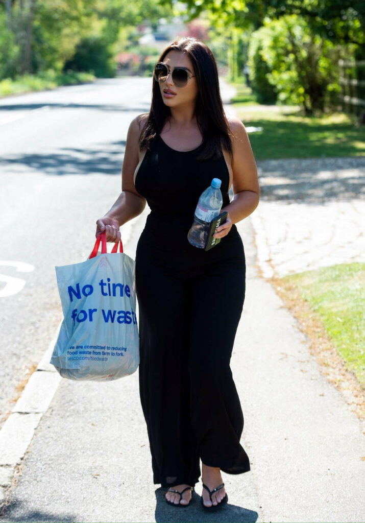Lauren Goodger Feet NSFW