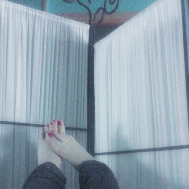 Rena Von Caustic Feet