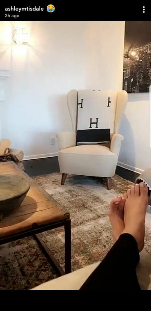 Ashley Tisdale Open For A Massage Feet