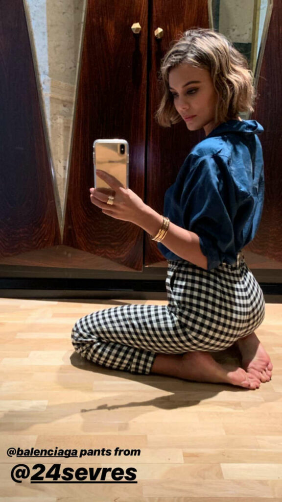 Nathalie Kelley Feet