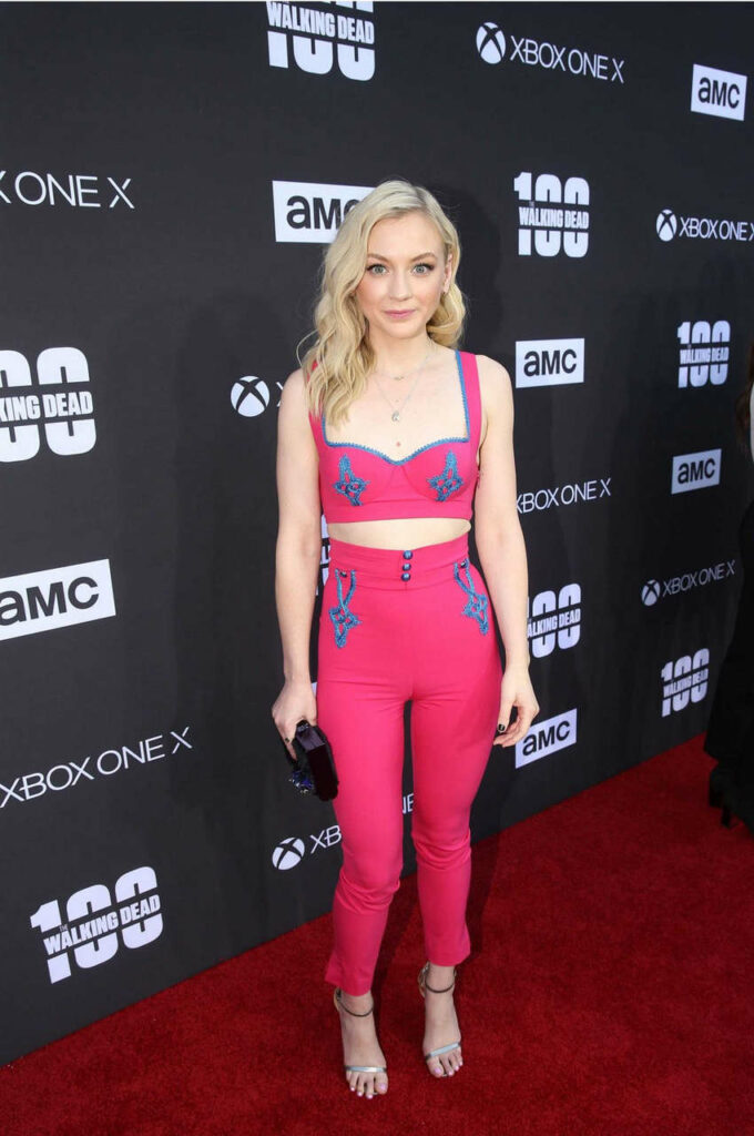 Emily Kinney Andlt 3 Feet
