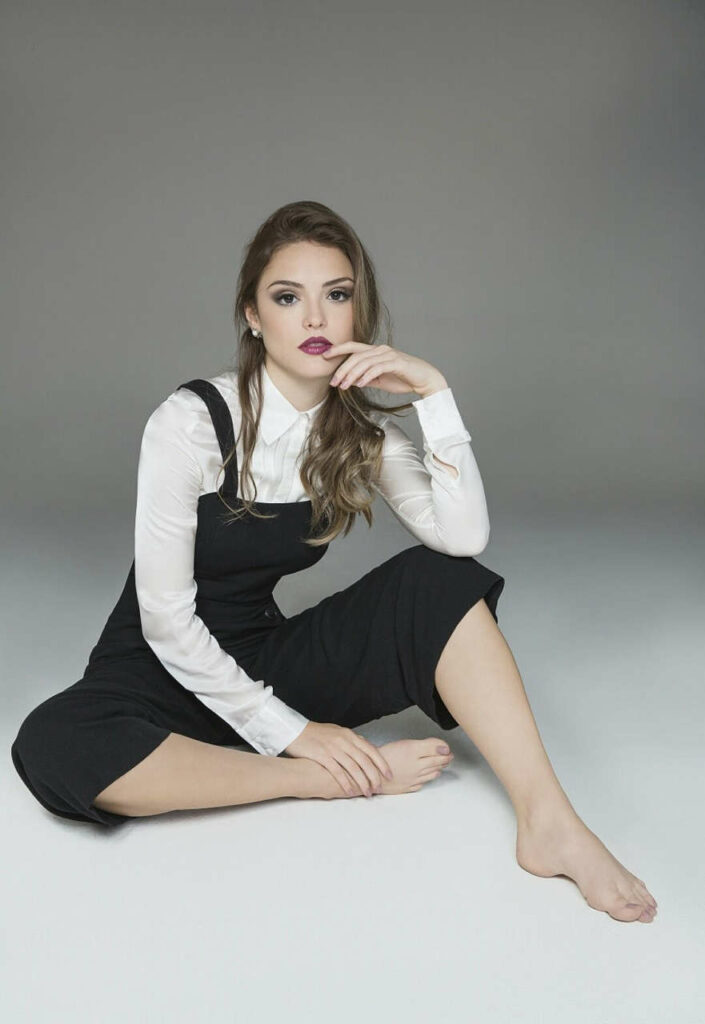 Isabelle Drummond Brazilian Actress Feet