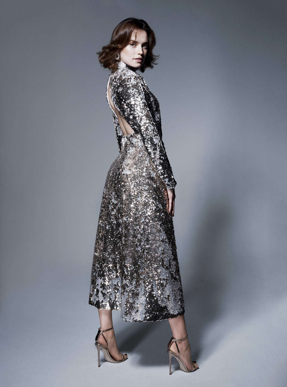 Daisy Ridley From Daisyridley Fee