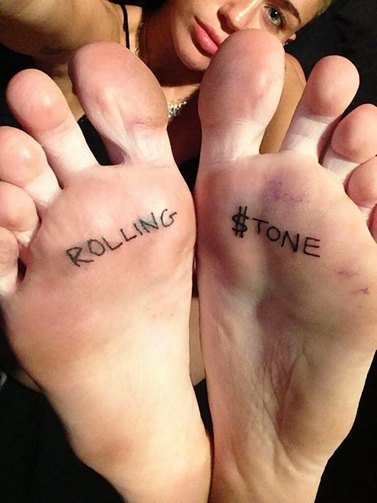 Mileys Soles Feet
