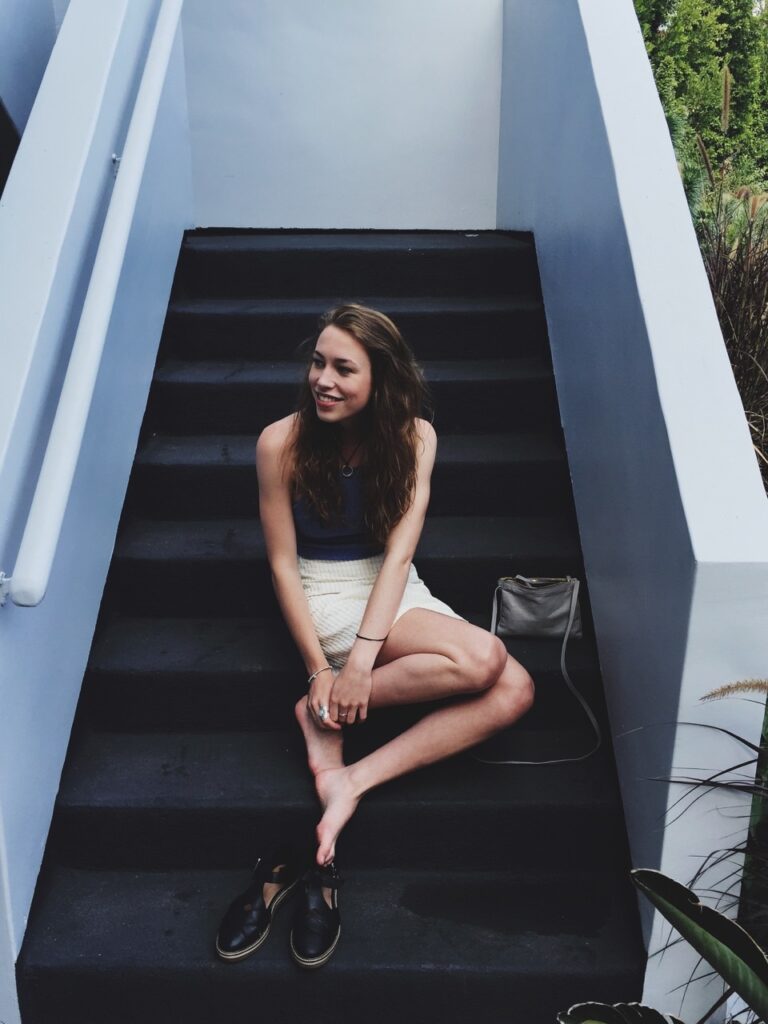 Sarah Close Feet