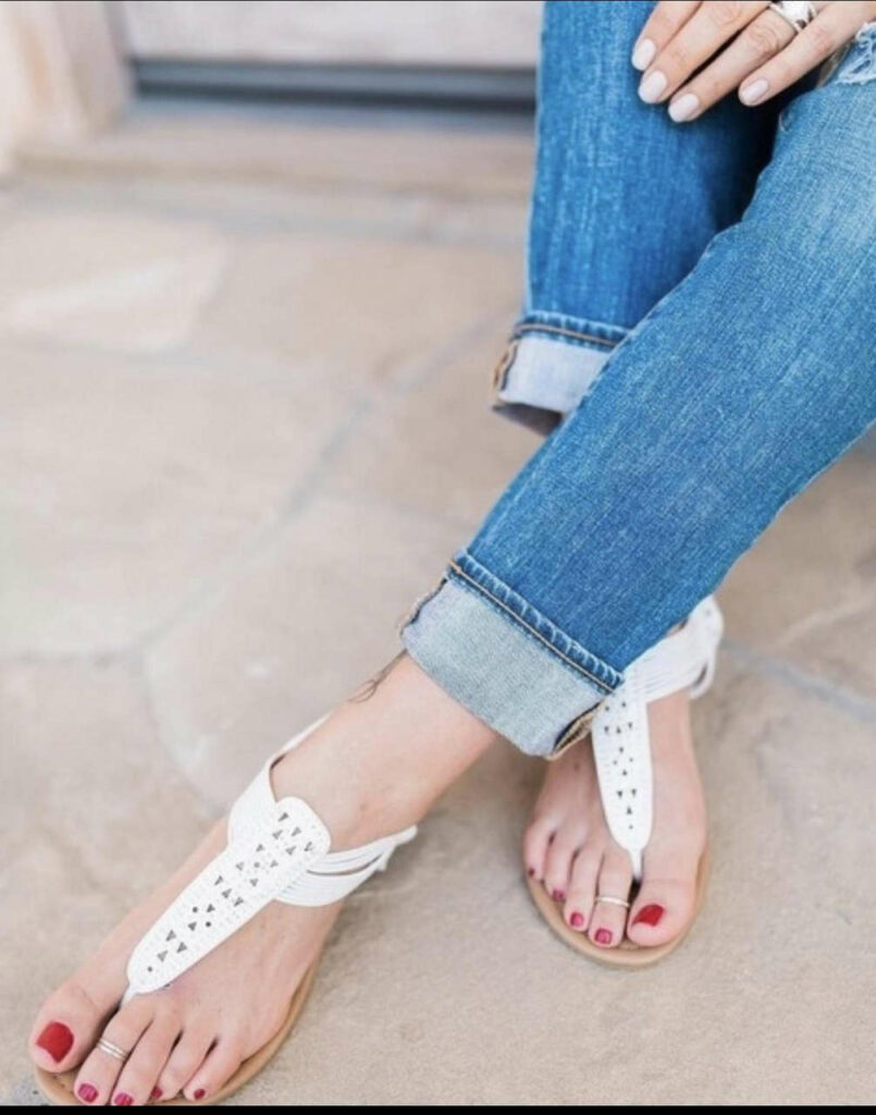 Daisy Fuentes Goodness And Deliciousness Feet
