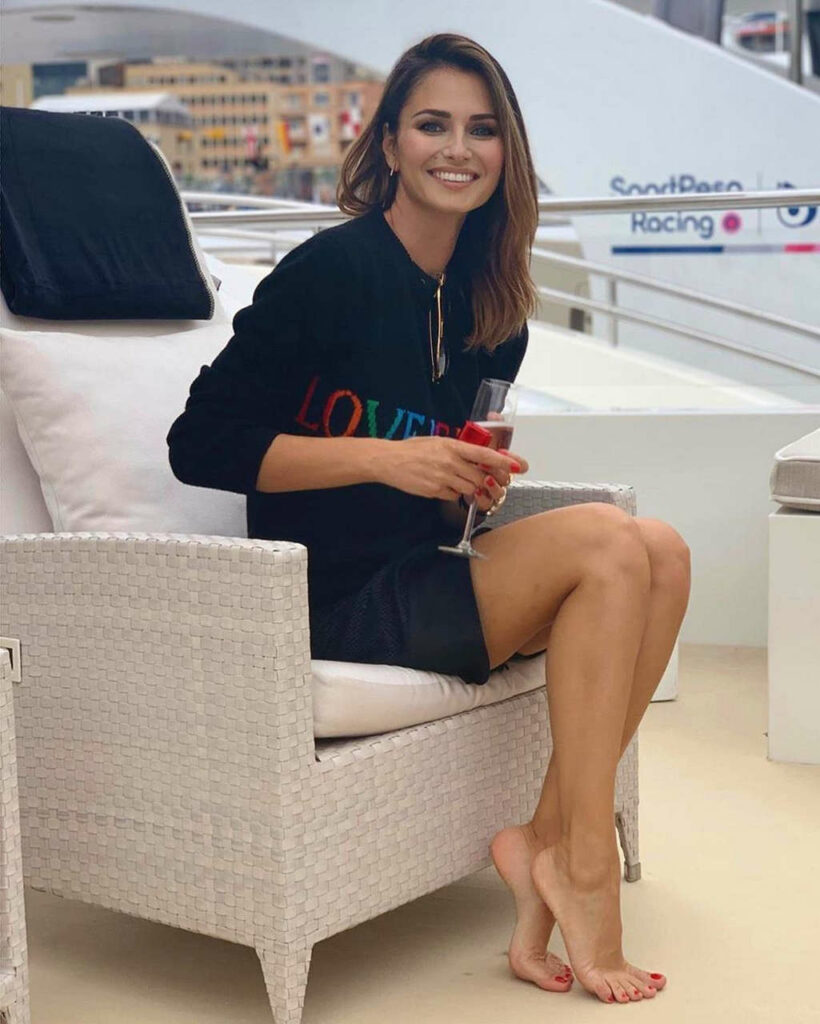 Anna Safroncik Feet